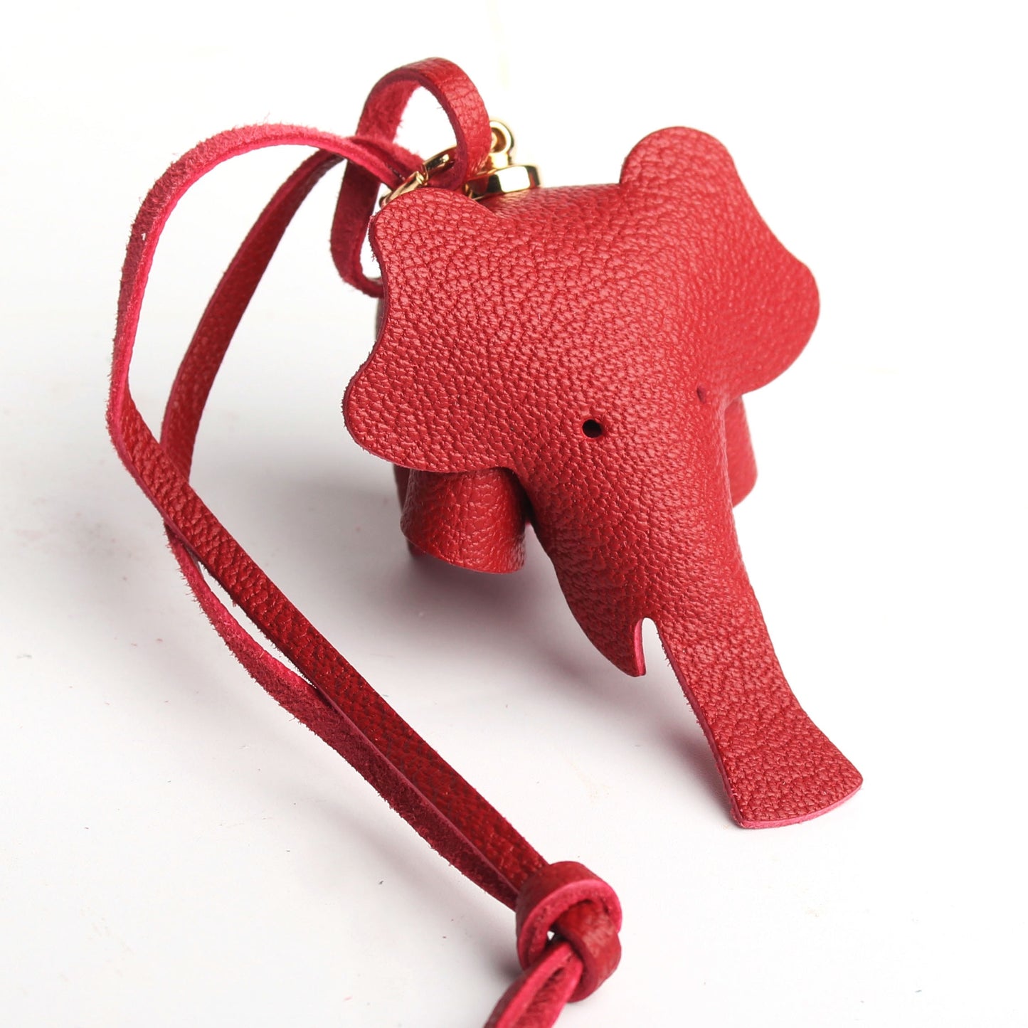 Handmade Genuine Leather Cute Funny Lucky Elephant Cow Horse Keychain Pendant Animal Key Chain For Men Women Bag Charm Girls