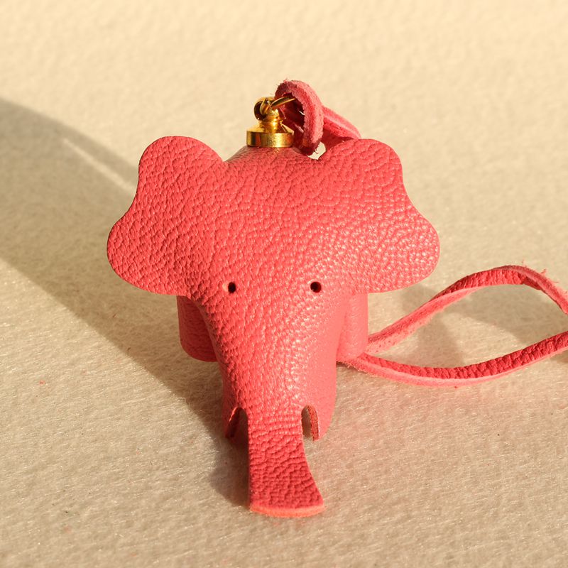 Handmade Genuine Leather Cute Funny Lucky Elephant Cow Horse Keychain Pendant Animal Key Chain For Men Women Bag Charm Girls